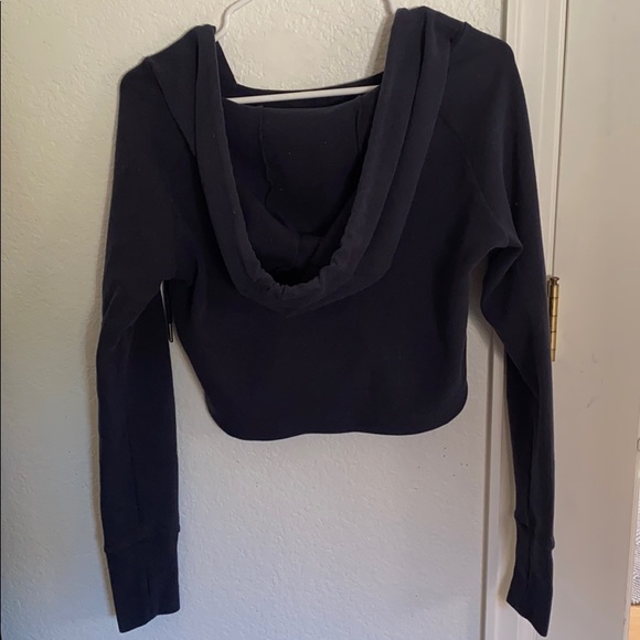 Paragon Fitwear Cropped Hoodie - Picture 2 of 2